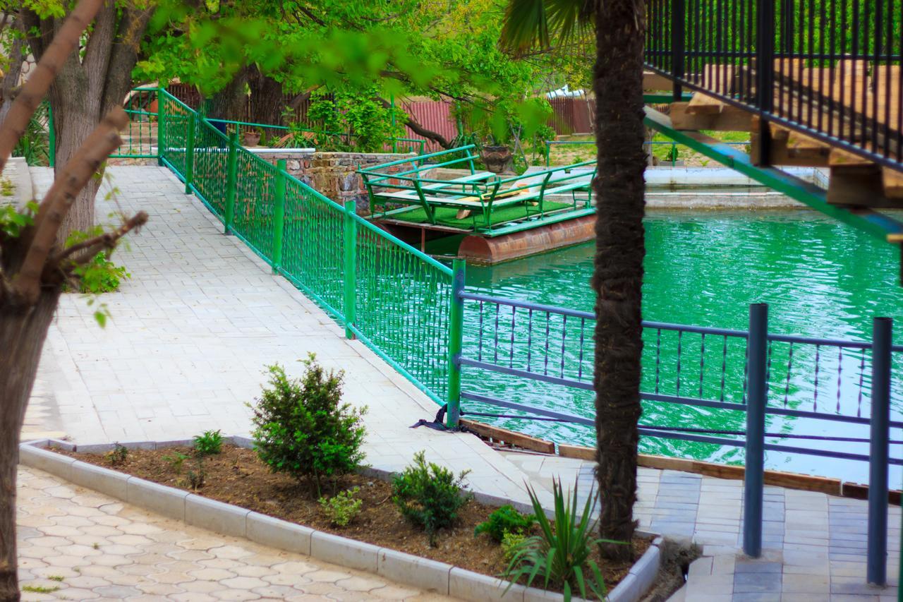 Amiran'S Lake Hotel Tbilisi Exterior photo