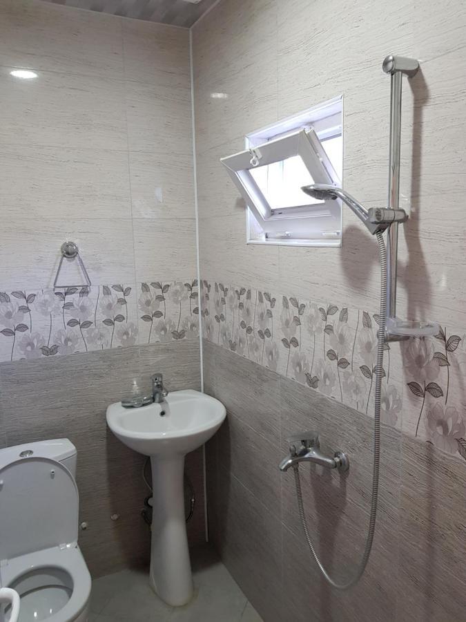 Amiran'S Lake Hotel Tbilisi Exterior photo